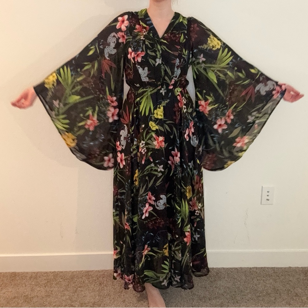 Floral Kimono Sleeve Maxi Dress